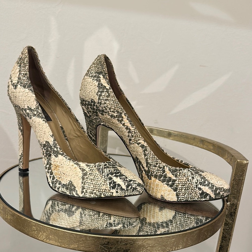 Rachel Zoe python pumps - Picture 9 of 9
